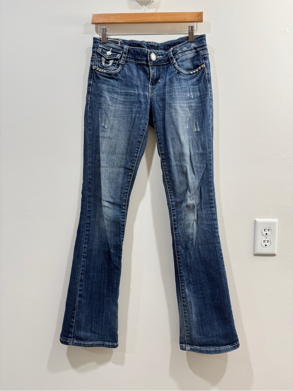 L.A. Idol Jeans USA Bootcut Jeans - Rhinestone Wing Pockets Size 3 Y2K